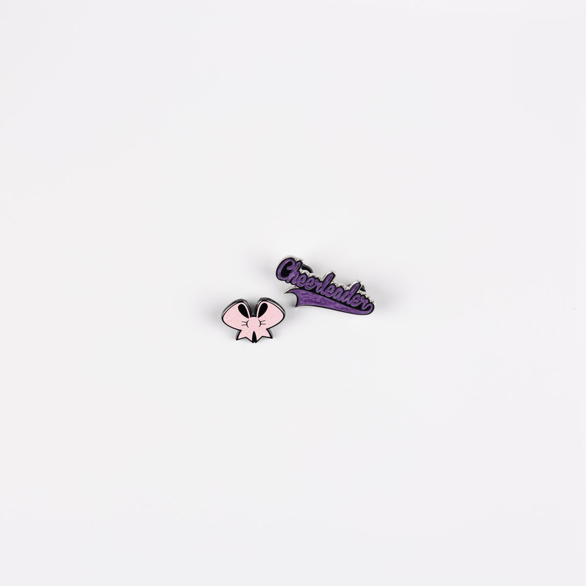 PIN CHEERLEADER R PURPLE