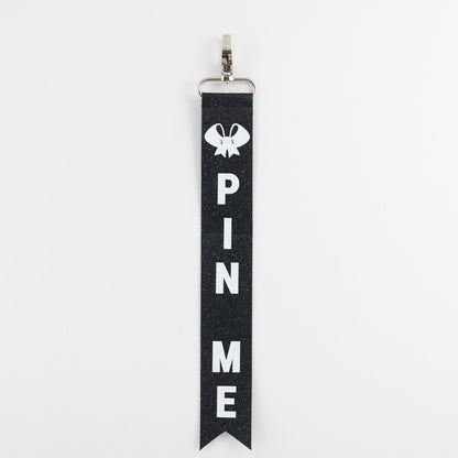 Pin Me Black